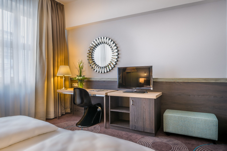 Bedroom 2, Garner Hotel Essen - Handelshof by IHG, Essen