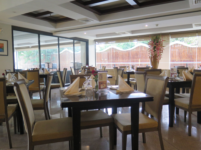Food & Drinks 4, The Pinnacle Hotel and Suites, Davao City