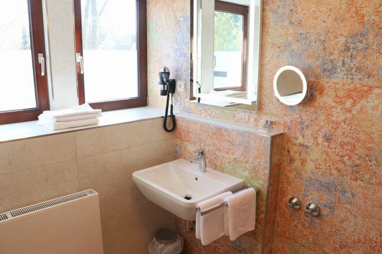 Bathroom 5, Landhaus Sassenhof, Mülheim an der Ruhr