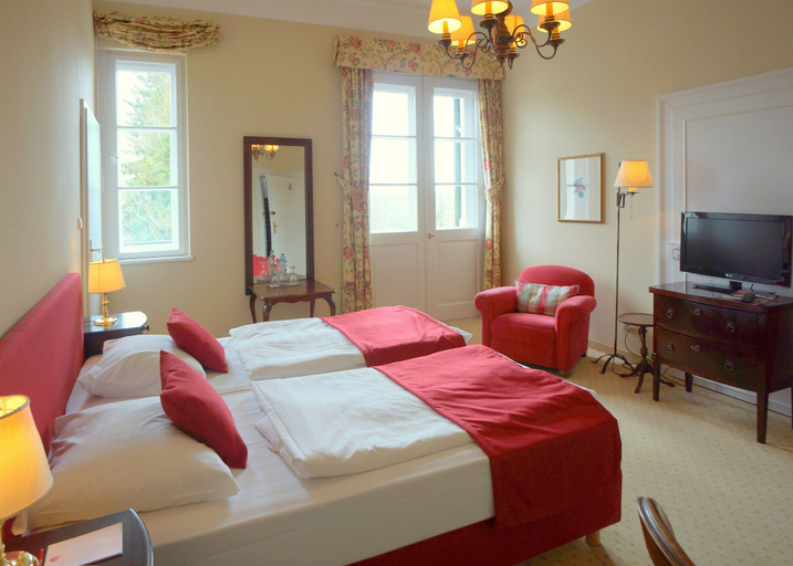 Bedroom 4, Golfhotel Kaiserin Elisabeth, Starnberg