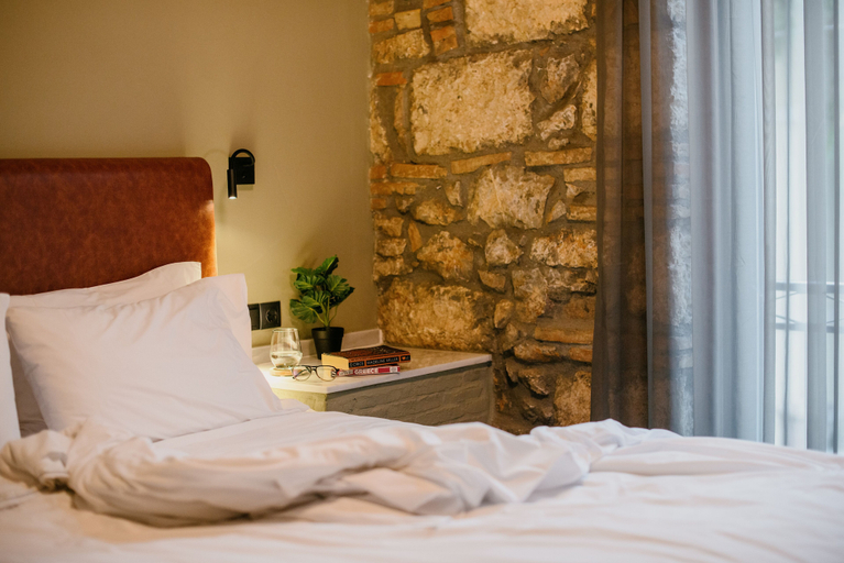 Bedroom 4, Cohort Koukaki, Attica