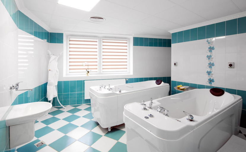 Bathroom 5, Chateau Monty Spa Resort, Cheb