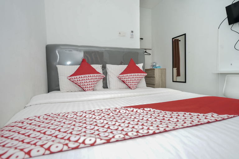 Bedroom 1, OYO 183 The Pipe House, Palembang