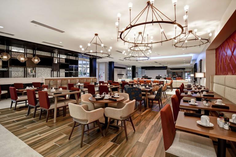 Food & Drinks 5, Hilton Garden Inn Lansing West, Eaton