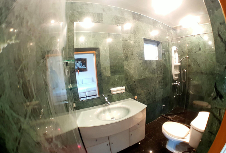 Bathroom 4, JOOPLAND Luxury Pool Villa Pattaya Walking Street, Pattaya