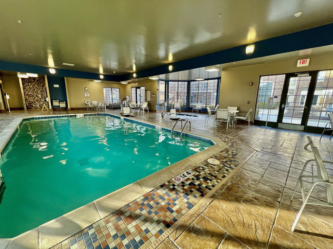 Sport & Beauty 2, Staybridge Suites DETROIT - NOVI, Oakland
