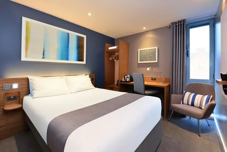 Bedroom 3, Travelodge London Central Tower Bridge, London