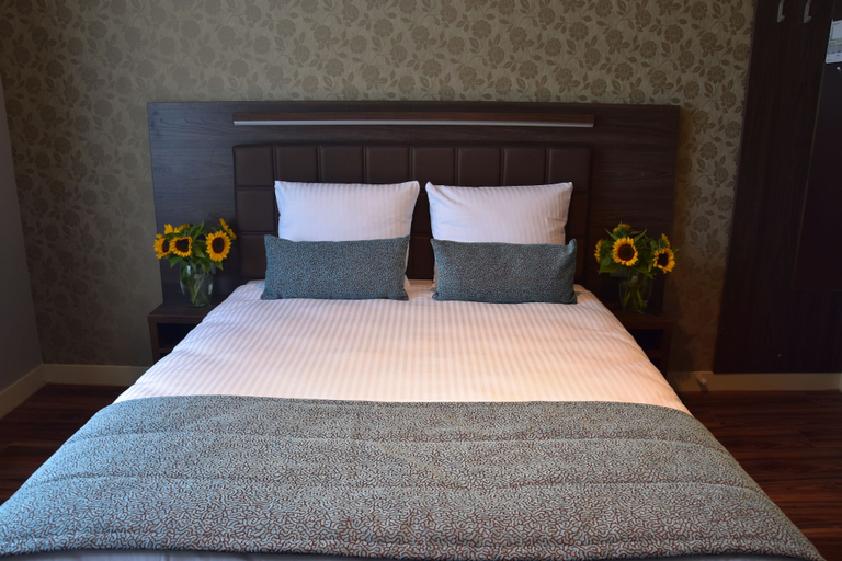 Bedroom 3, OZO Hotels Armada Amsterdam, Amsterdam