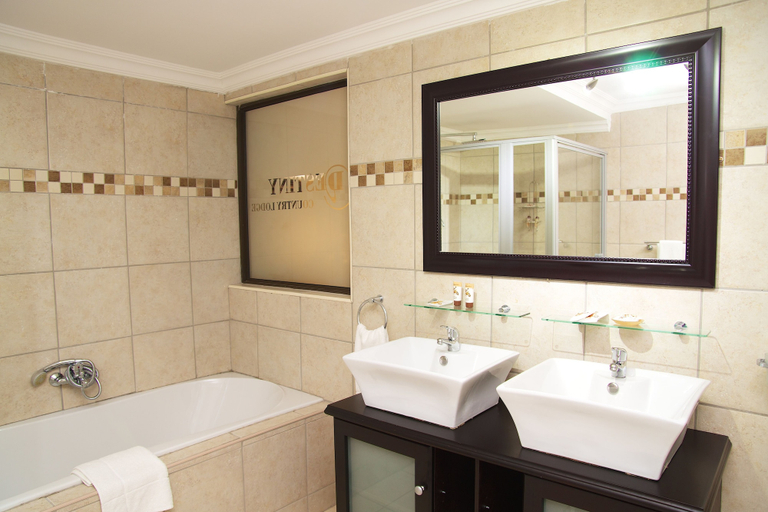Bathroom 4, Destiny Lodge White River, Ehlanzeni