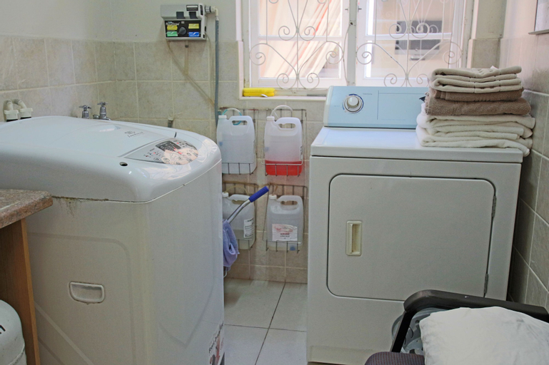 Bedroom 4, A&A Guesthouse, Nelson Mandela Bay