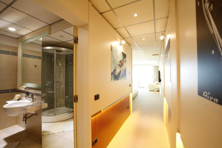 Bathroom 4, Cocca Hotel Royal Thai SPA, Bergamo