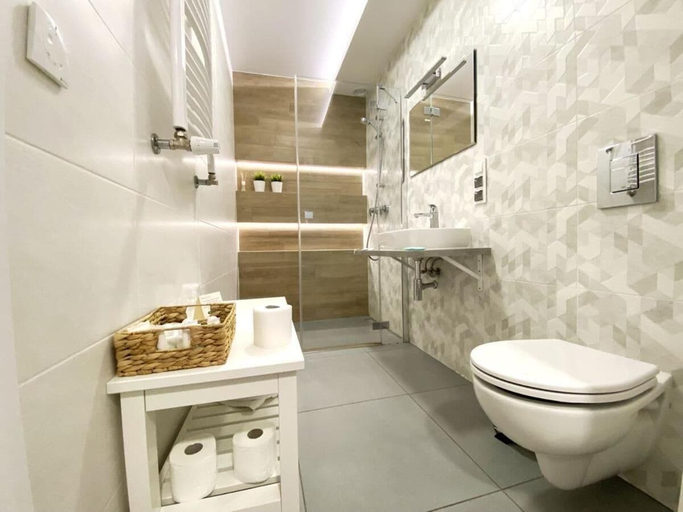 Bathroom 3, Pensjonat Borek, Przemyśl