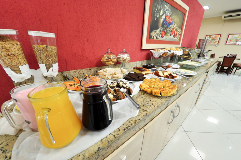 Food & Drinks 5, Klein Ville INN, Esteio