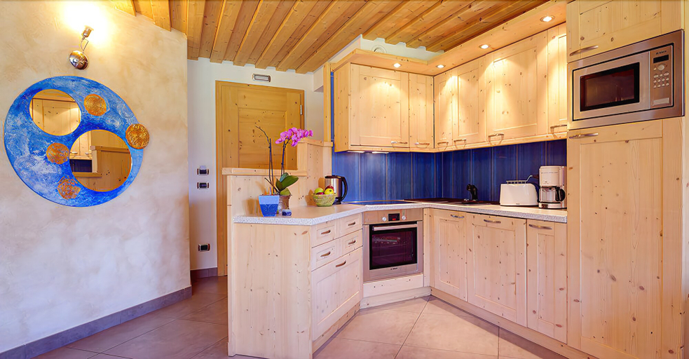 Others 5, Chalet Nada, Sondrio