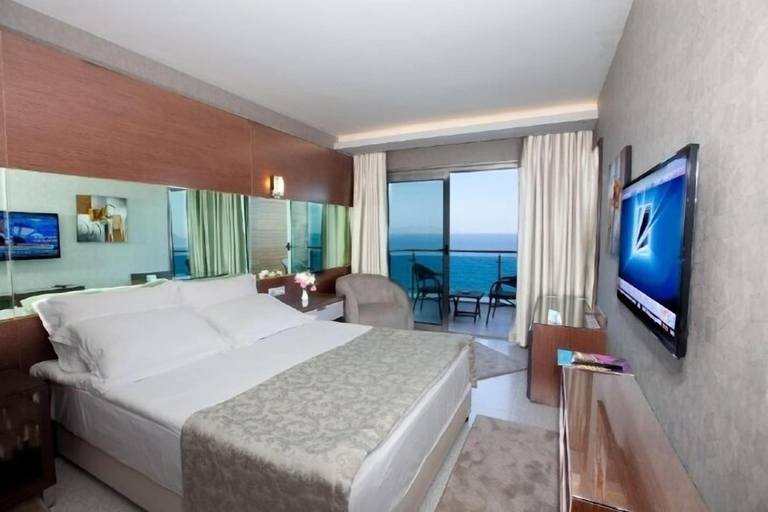 Bedroom 3, Faustina Hotel & Spa, Kuşadası