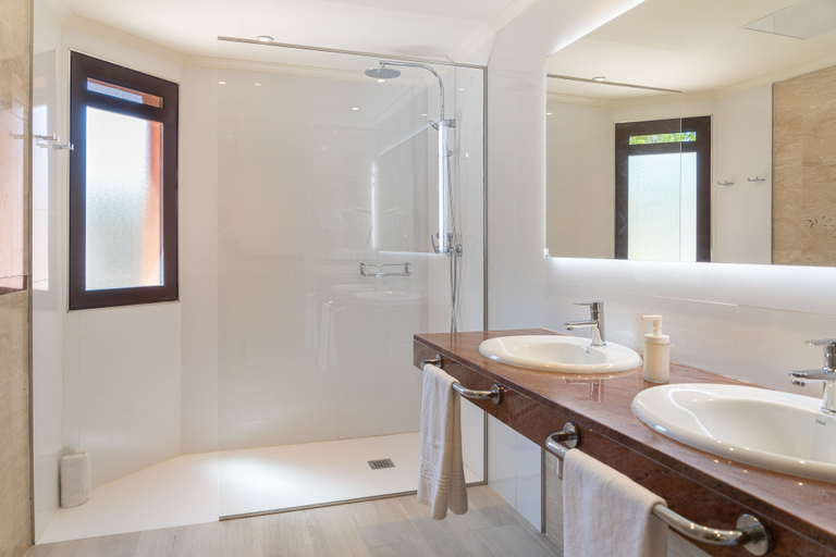 Bathroom 4, Hotel Villa Mandi Golf Resort, Santa Cruz de Tenerife