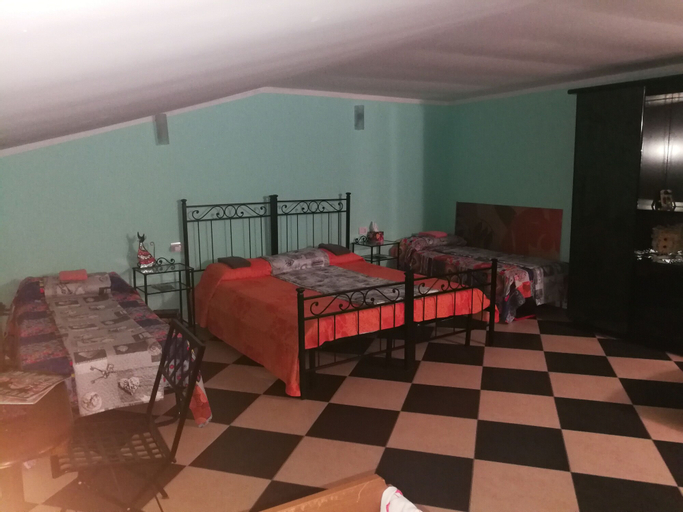 Bedroom 2, A casa di Luca, Milano