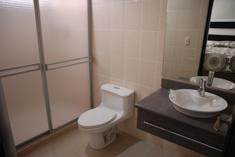 Bathroom 3, Hoteles Brandt, Managua