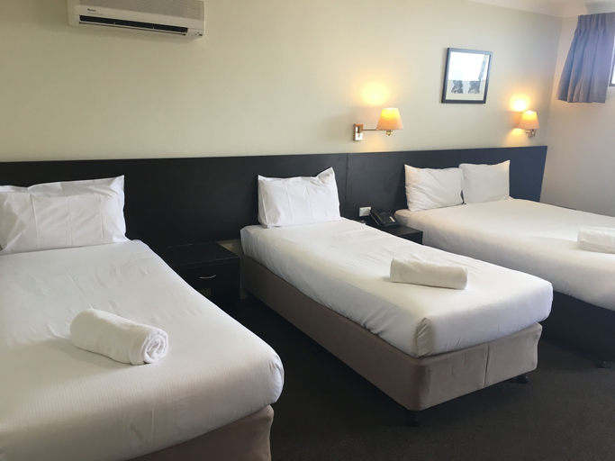 Bedroom 4, Abcot Inn, Sutherland Shire - East