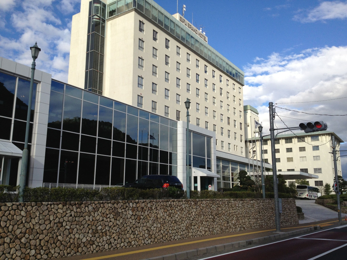 Exterior & Views 2, Gifu Grand Hotel, Gifu