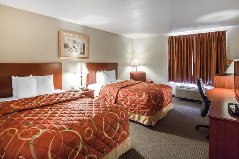Bedroom 3, Quality Inn Parsons North, Labette