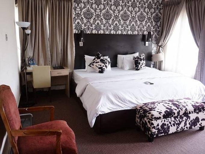 Bedroom 3, Carlton Gate Xclusive Hotel, Egbeda