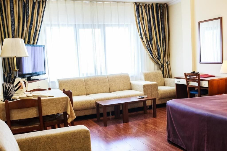 Others 5, Europa Residence, Atyrau