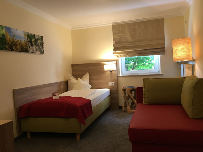 Bedroom 5, AKZENT Hotel Landgasthof Murrer, Straubing-Bogen