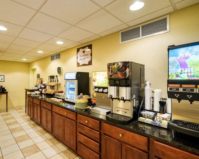 Food & Drinks 5, MainStay Suites Dover, Kent