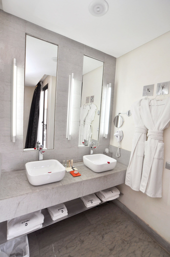 Bathroom 5, Cesar Resort & Spa, Marrakech