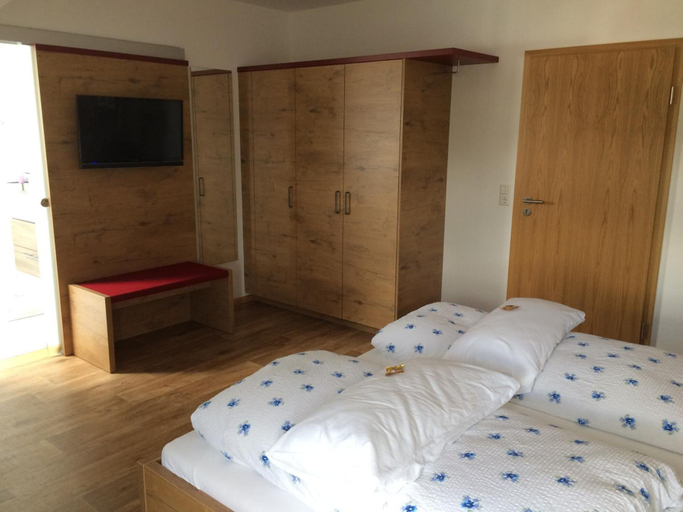 Bedroom 2, Richebächli, Emmendingen
