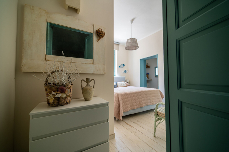 Bedroom 2, A Pochi Passi, Taranto