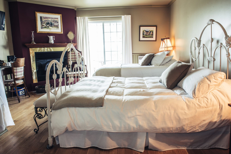 Bedroom 4, L'Authentique Auberge de Charlevoix, Charlevoix