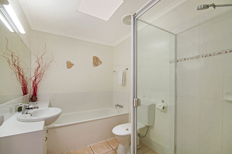 Bathroom 3, Portside Noosa Waters, Noosa - Noosa-Noosaville