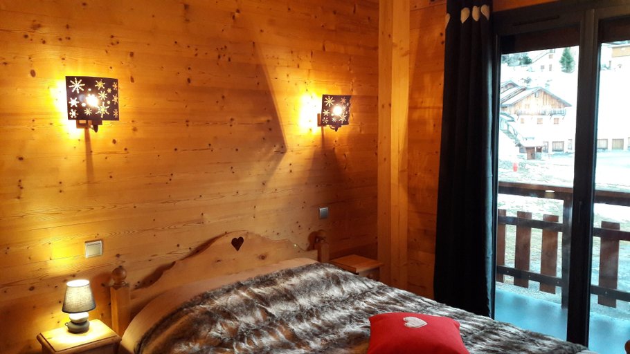 Bedroom 2, L'Oxygene, Savoie