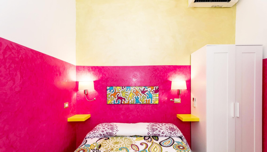 Bedroom 3, Dream Station, Roma