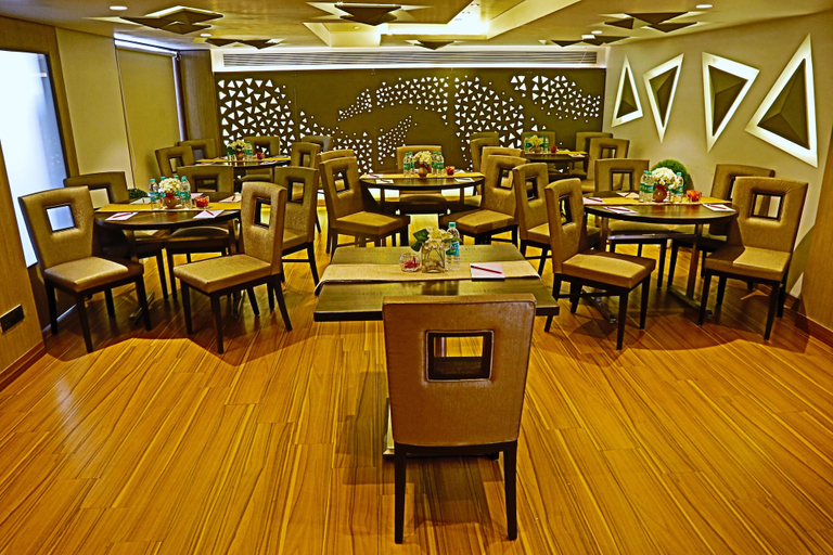 Food & Drinks 5, Oriental Residency Hotel, Mumbai Suburban