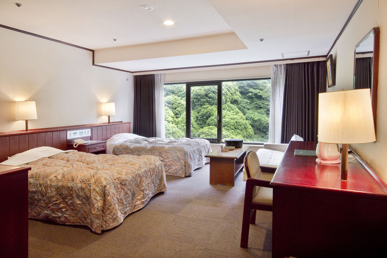 Bedroom 3, Okudogo Ichiyunomori, Matsuyama