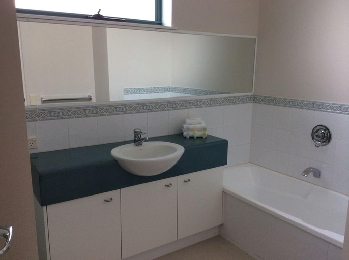 Bedroom 5, Alexandra on the Pacific, Maroochy - Mooloolaba