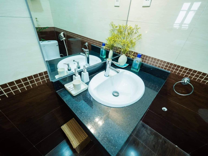 Bathroom 4, Hanoi Balcony Homestay, Hoàn Kiếm