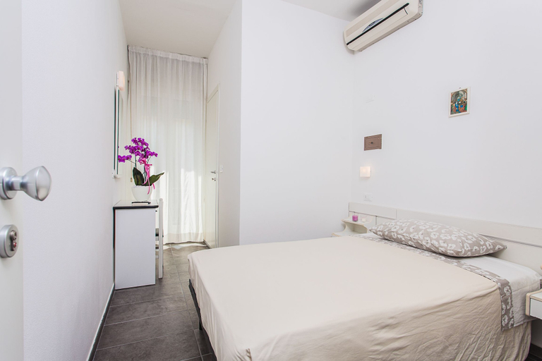 Bedroom 4, Hotel Eugenio, Forli' - Cesena