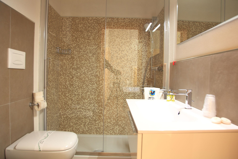 Bathroom 5, Hotel Città Bella, Lecce