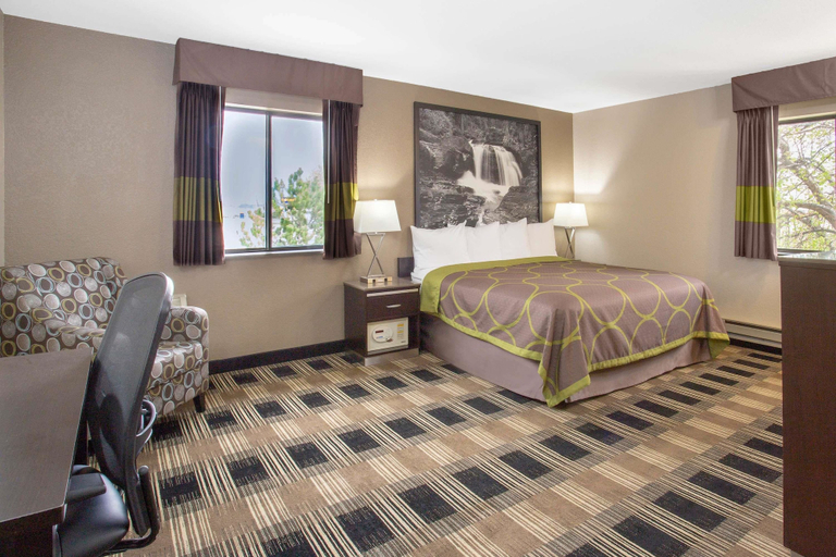 Bedroom 4, Super 8 by Wyndham Billings, Yellowstone