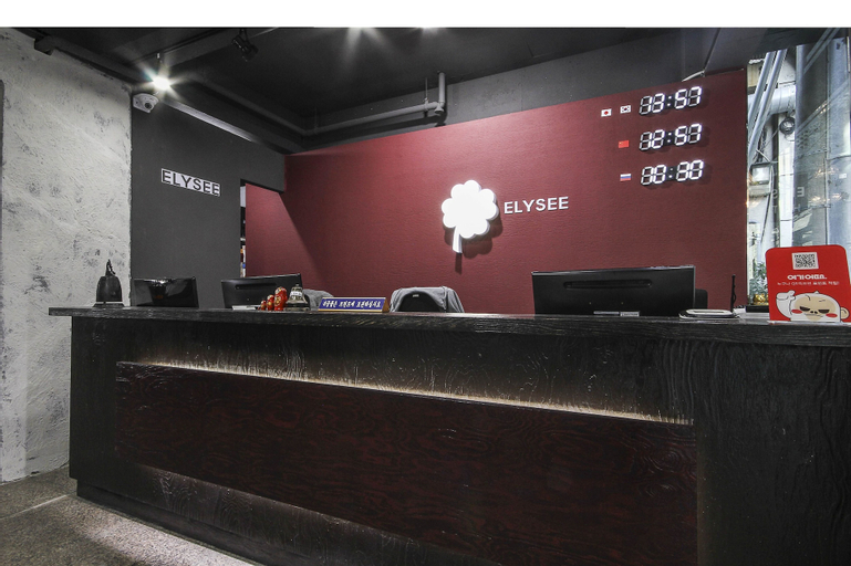 Public Area 2, Elysee Hotel, Jung