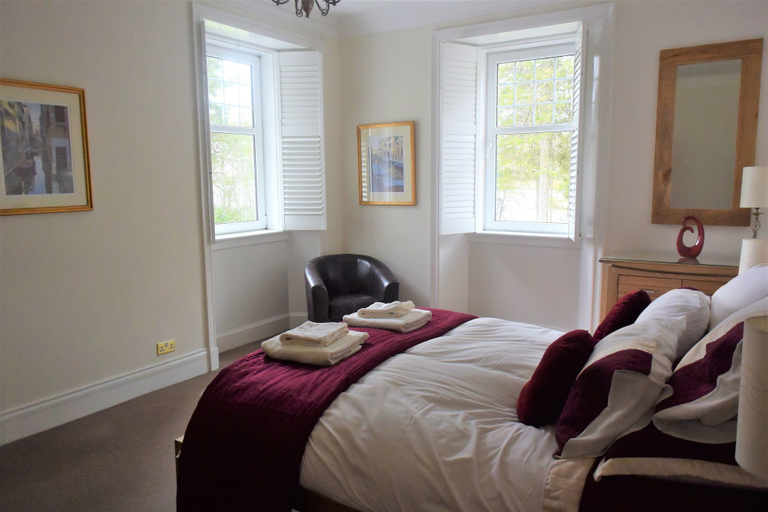 Bedroom 3, Stronachlachar Lodge, Stirling