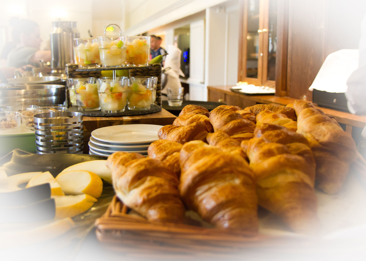 Food & Drinks 5, The Royal Victoria Hotel, Gwynedd