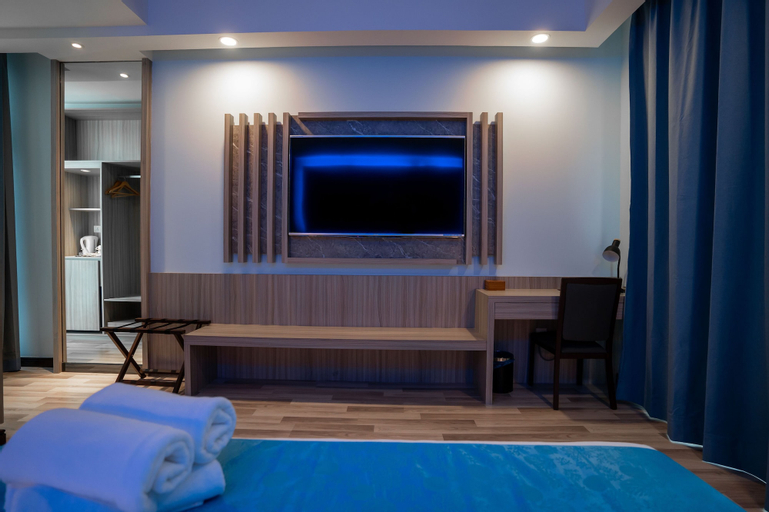 Bedroom 3, Hotel 17, Kota Kinabalu