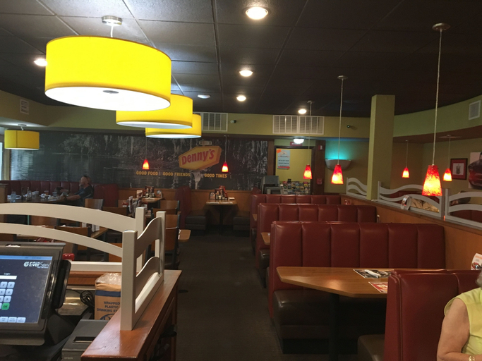 Food & Drinks 5, Days Inn by Wyndham Crystal River, Citrus