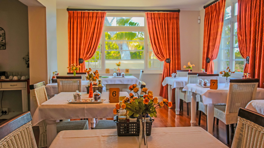 Food & Drinks 4, A&A Guesthouse, Nelson Mandela Bay