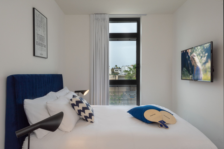 Bedroom 4, master Shenkin